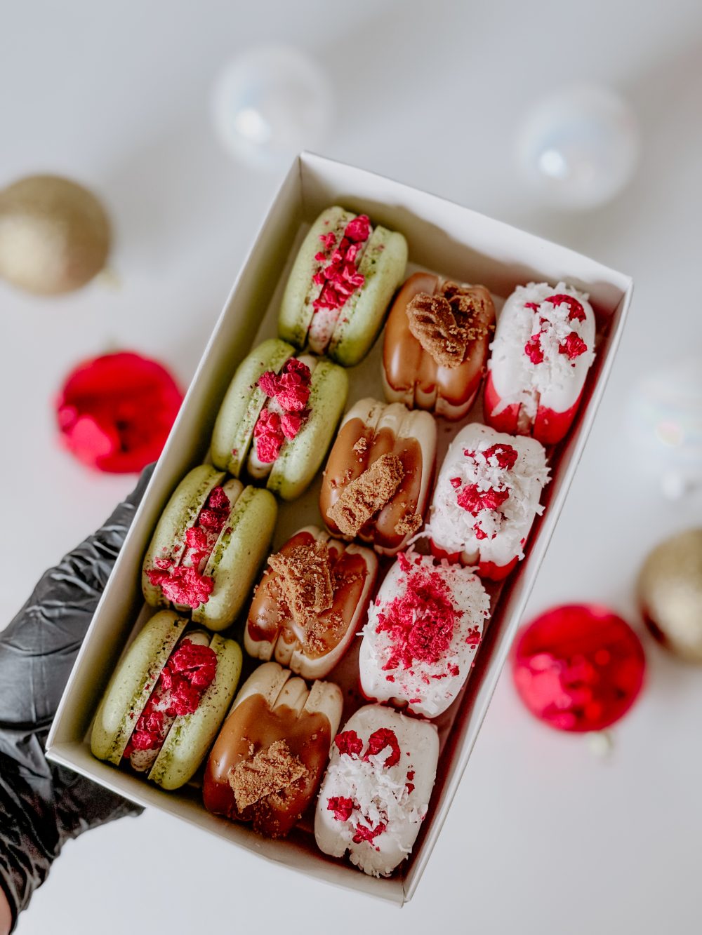 1 Dozen Assorted Macarons