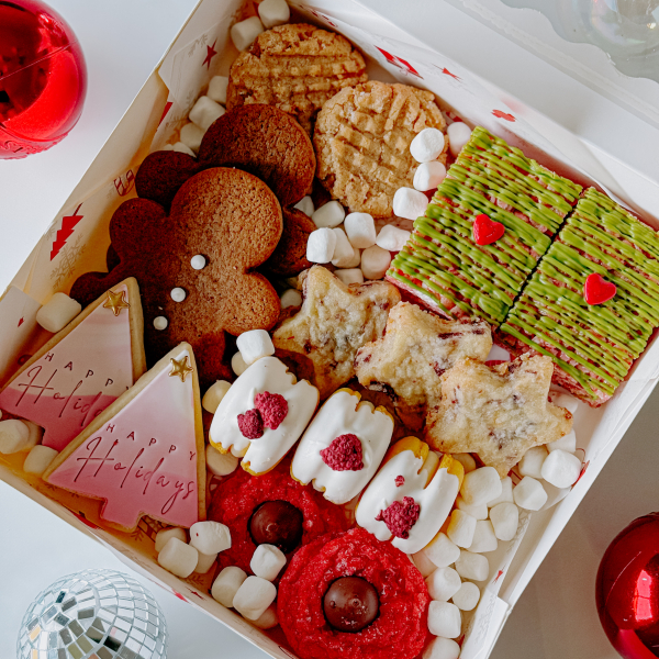 12/24 Fruity and Nutty Holiday Box